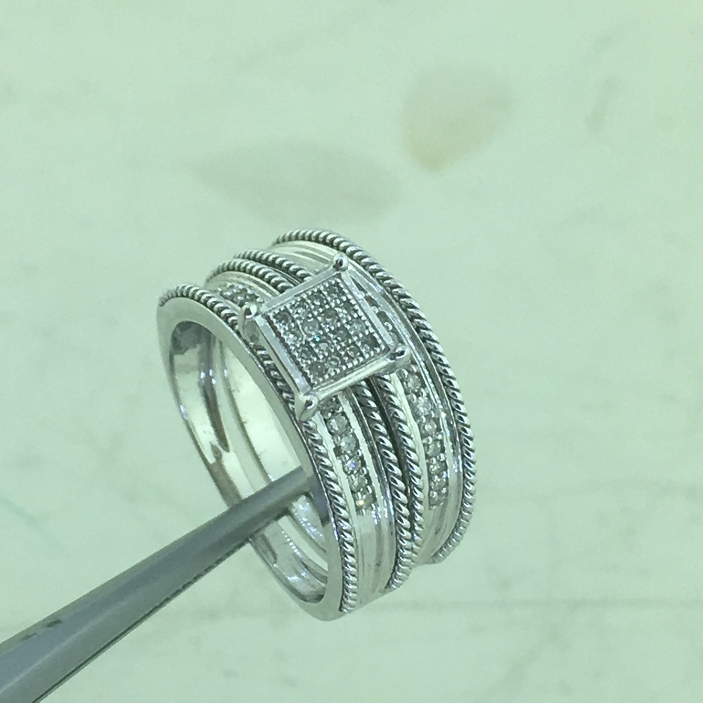 His & Her 10K W Gold Diamond Engagement Bridal Set - Picture 6 of 8